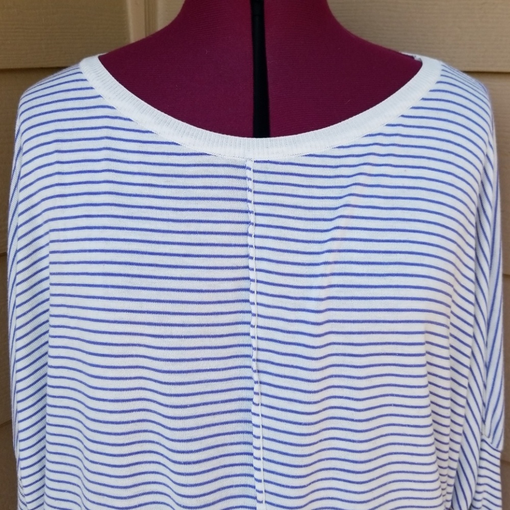 Cropped t-shirt - Picture 4 of 4